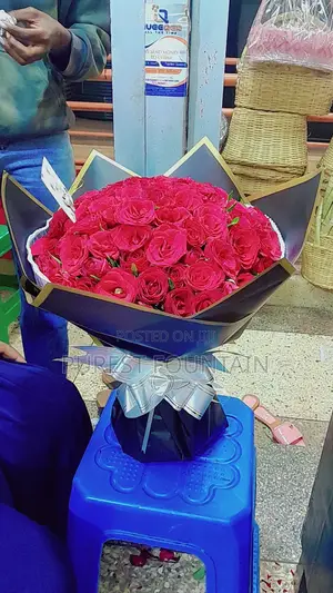 Natural and Artificial Flowers
