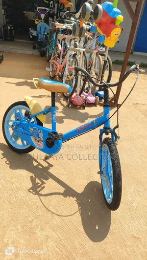 Japanese Blue Kids' 16inch Bike With Thomas the Tank Engine Graphics.