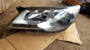 Headlamp Volkswagen Tiguan 2009 - 2011