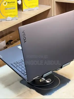 New Laptop Lenovo Yoga 7i 16GB Intel Core I5 SSD 512GB