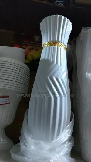 Plastic Flower Vessels Big Size