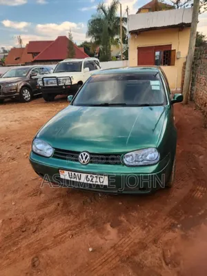 Volkswagen Golf 2005 Green