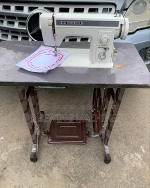 Japa Zigzag Design Sewing With Original Stand