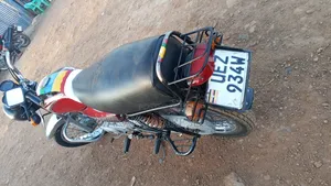 Bajaj Boxer 2020 Red