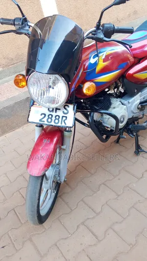 Bajaj Boxer 125 2022 Red