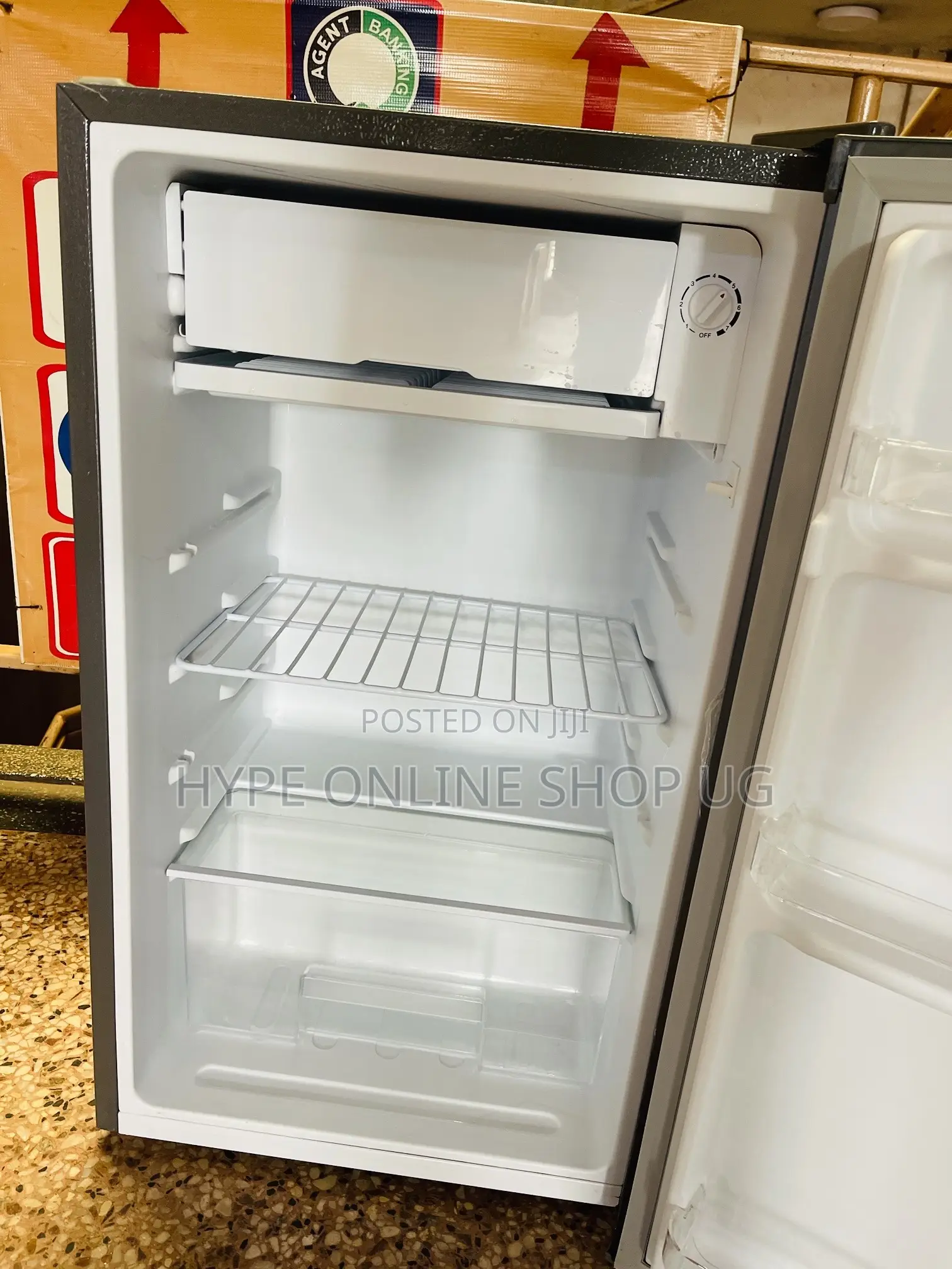 1 Month Used Chic 120l Home Fridge
