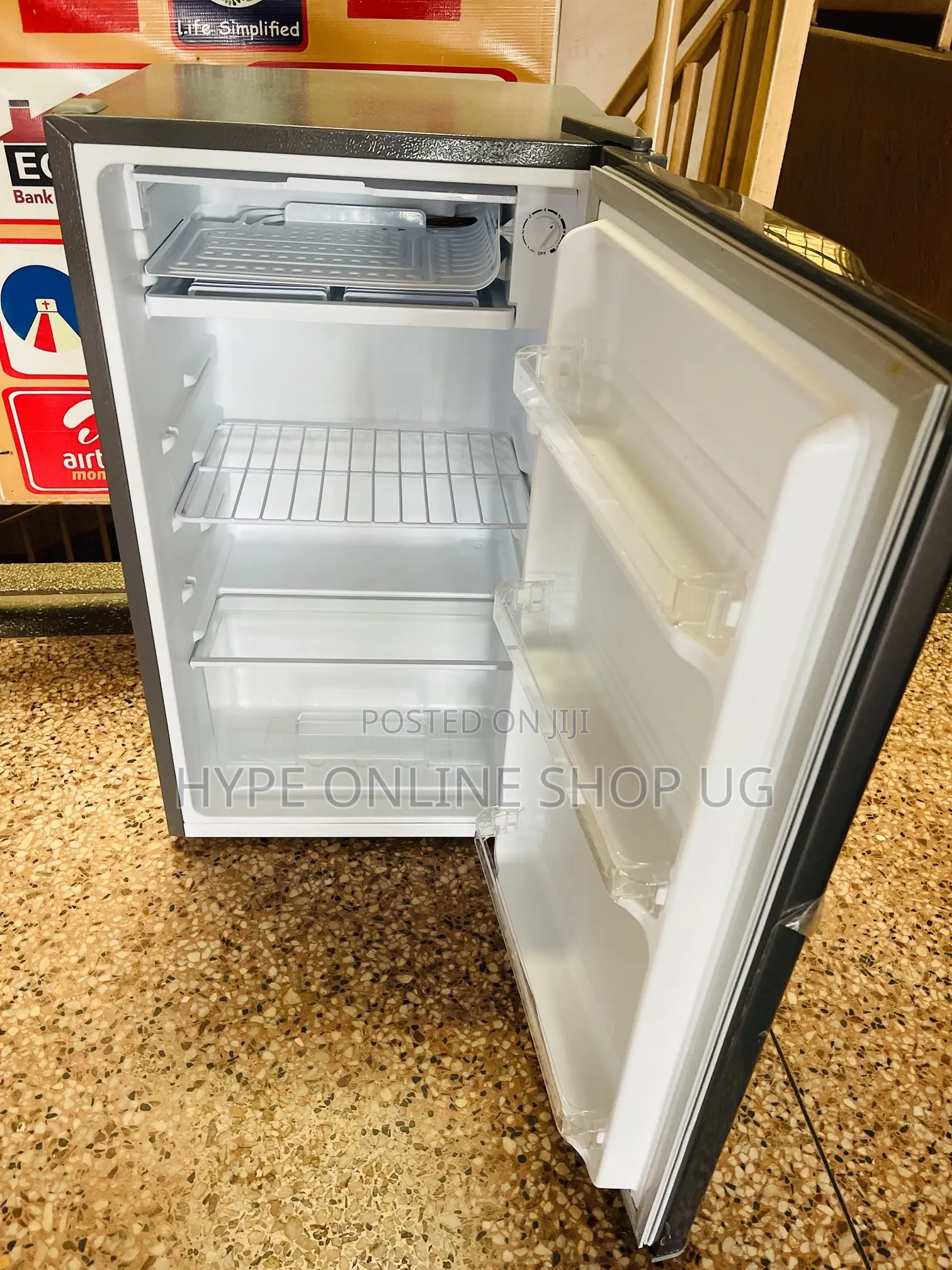 1 Month Used Chic 120l Home Fridge