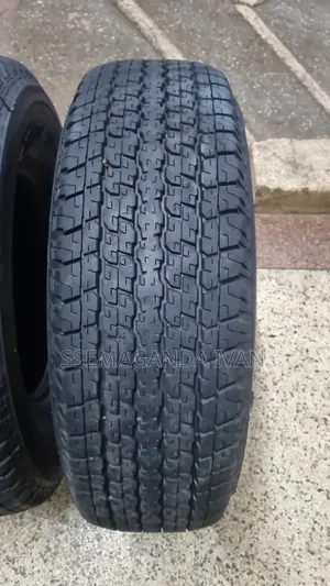 265/70r16 Authentic Bridgestone Used Tyres(Dueler Design)
