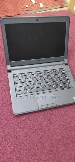 Laptop Dell Latitude 13 3340 4GB Intel Core i3 HDD 500GB