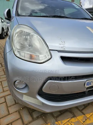 Toyota Passo 2016 Silver