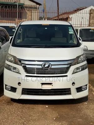 Toyota Vellfire 2011 White