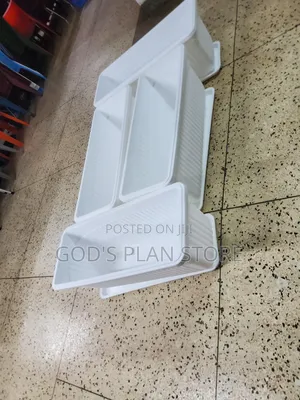 White Rectangular Flower Pots