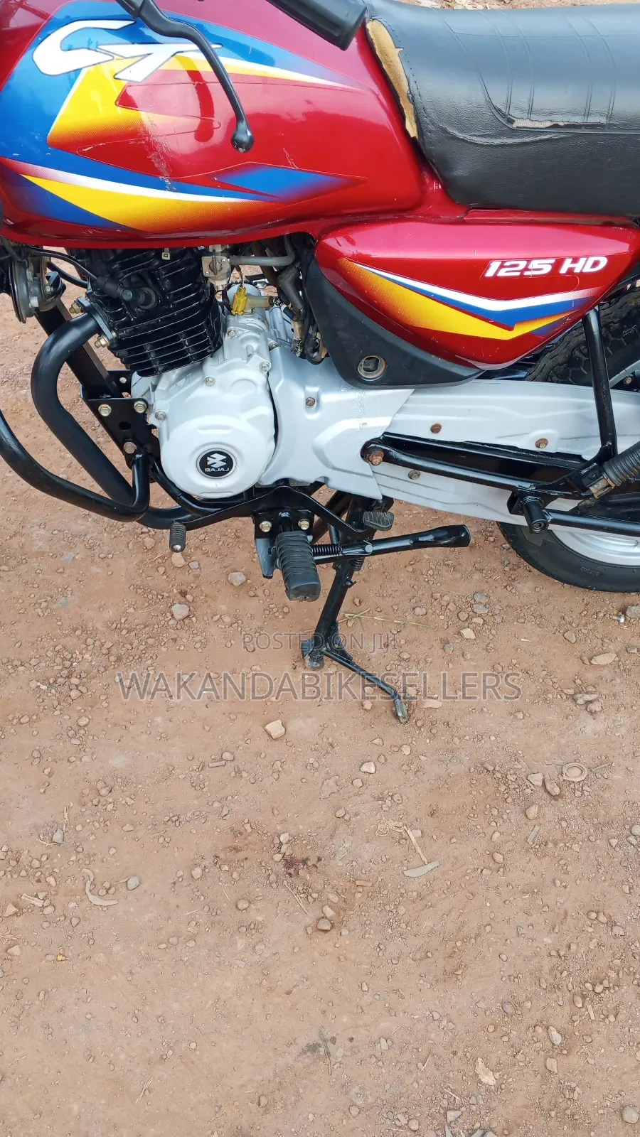 Bajaj Boxer 125 2024 Red