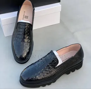 Unic an Tying Black Shoe
