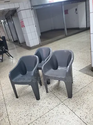 Plastic Chairs Plastic Chairs (Gray)