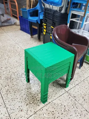 Centre Plastic Table Plastic Table