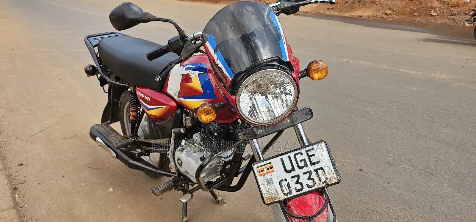 Bajaj Boxer 125 2025 Red