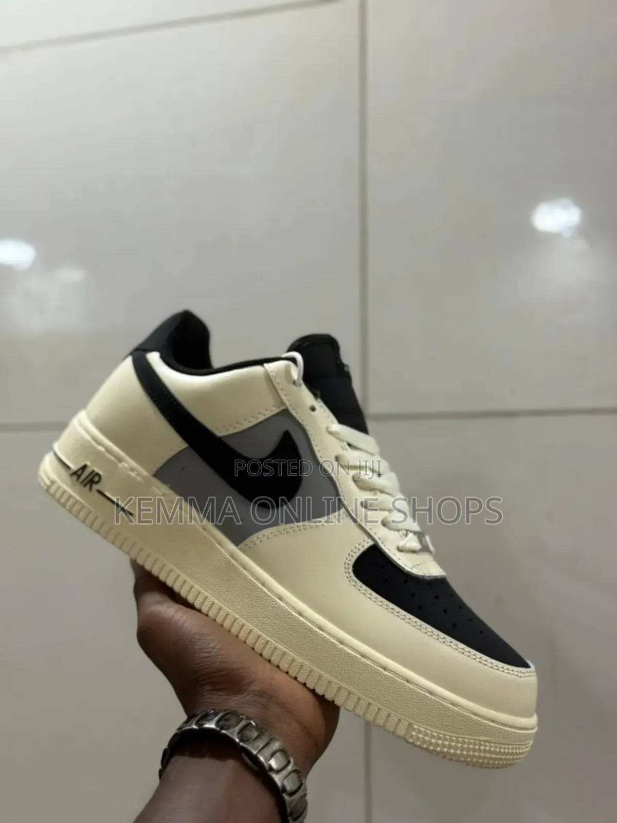 Air Force Series Sneaker