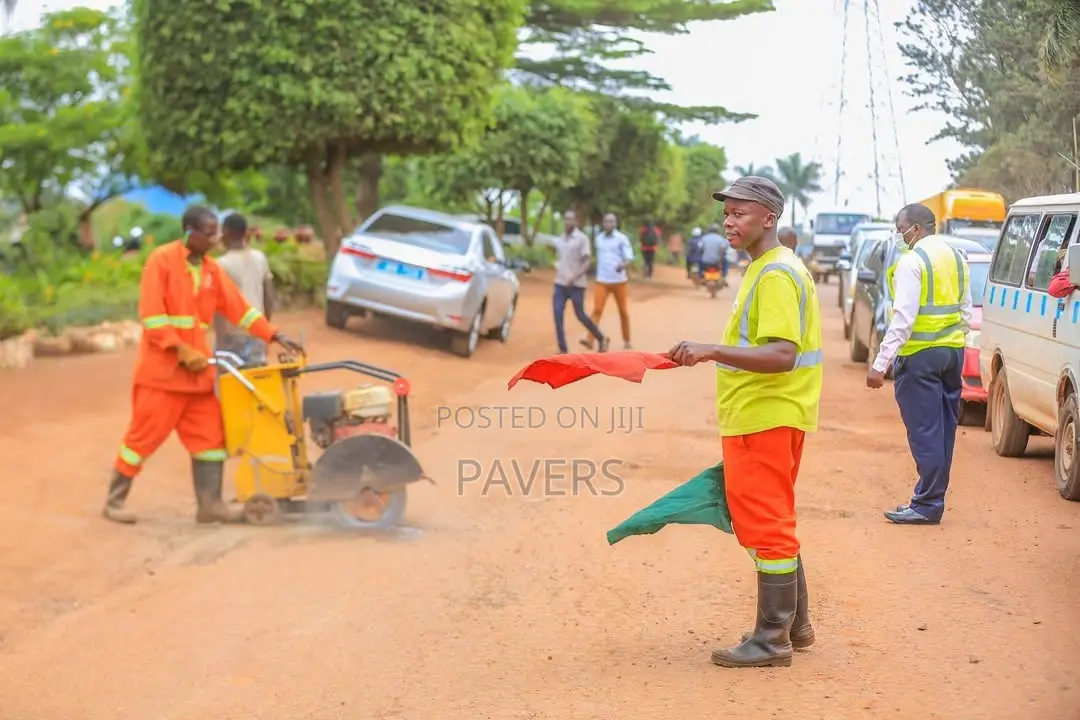 Pothole Square Cutting | Resurfacing