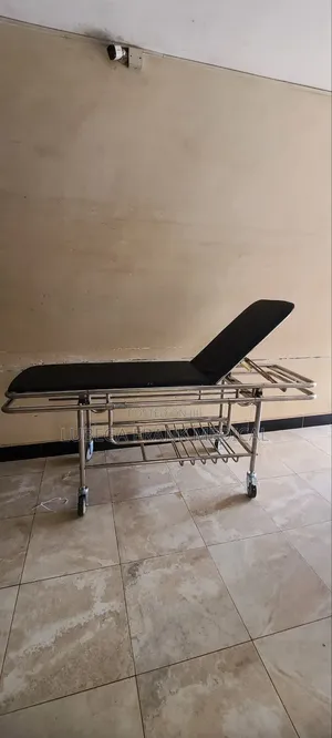 Patient Stretcher / Trolley