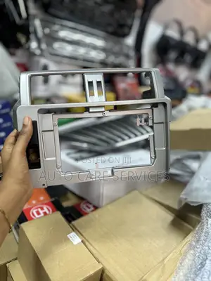 Radio Dash Frame