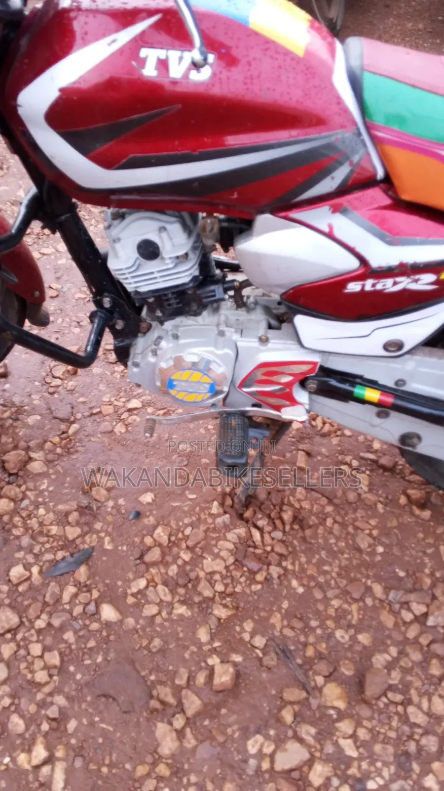 TVS HLX 125 2022 Red