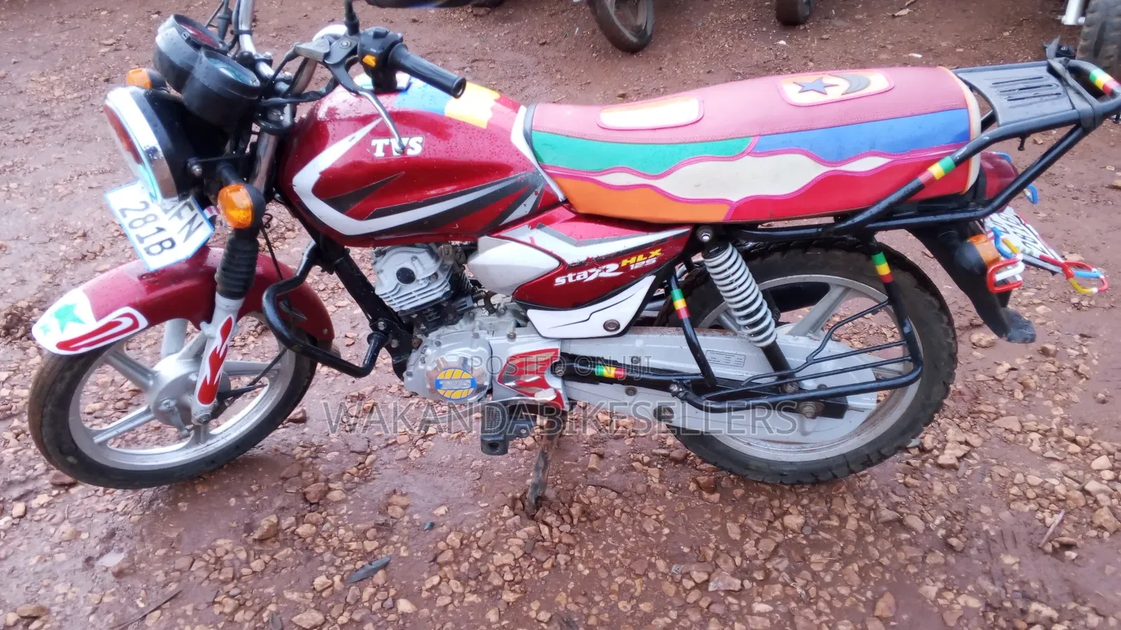 TVS HLX 125 2022 Red