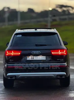Audi Q7 2018 Black