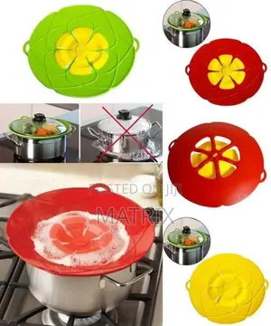 Silicone Spill Stopper Lid to Prevent Boil and Spills When Cooking
