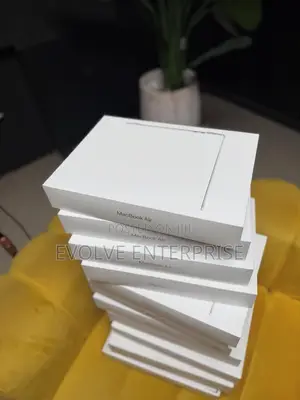 New Laptop Apple MacBook Air 8GB Apple M3 SSD 512GB