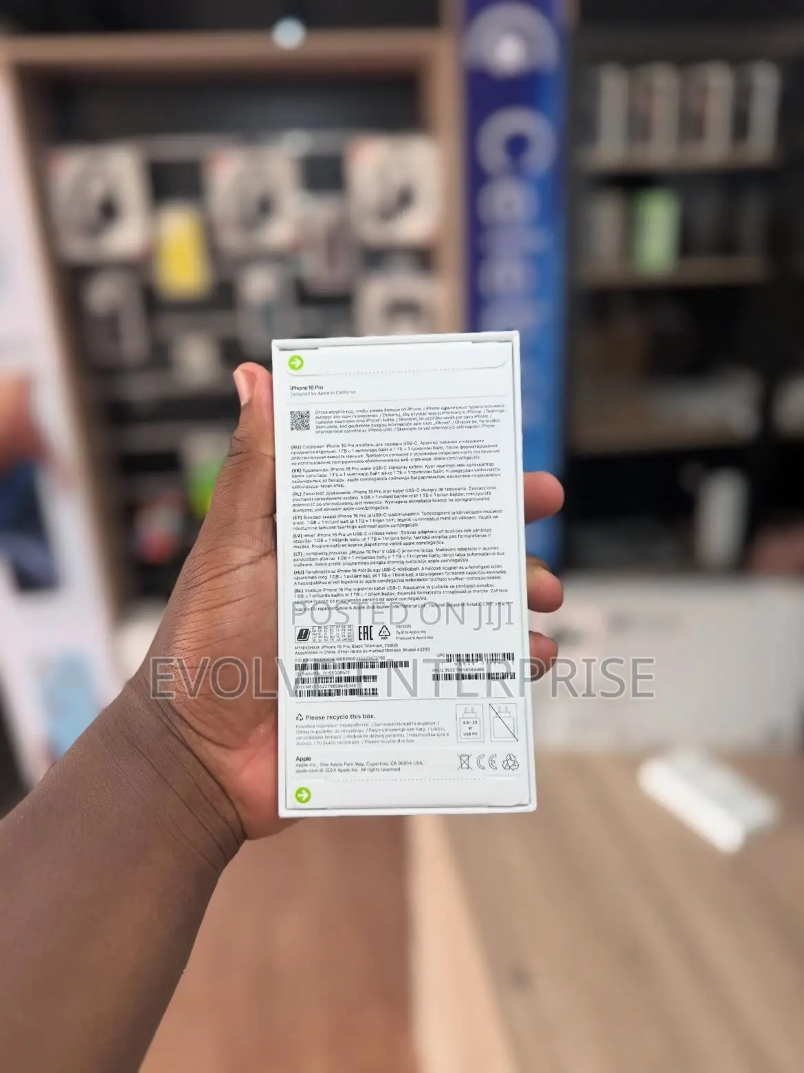 New Apple iPhone 16 Pro 128 GB Black
