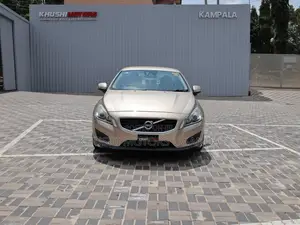 Volvo S60 2012 Gold