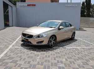 Volvo S60 2012 Gold