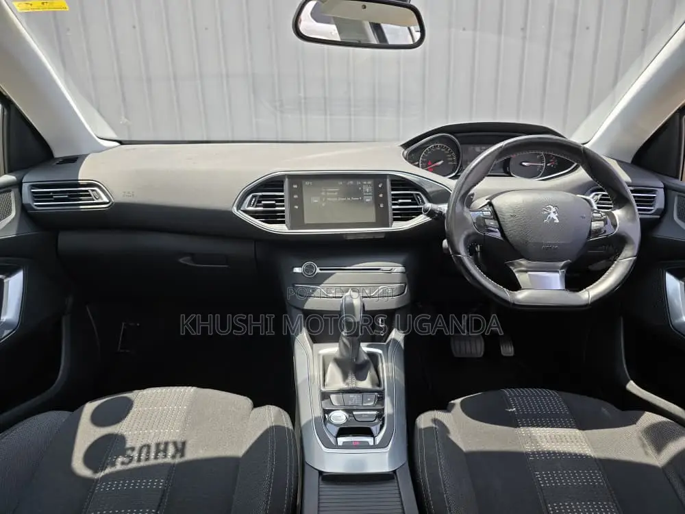 Peugeot 308 2016 Blue