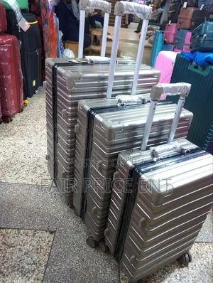 Noble Executive Plastic Aluminium Suitcases. Fullset.3pcs.( Silver)