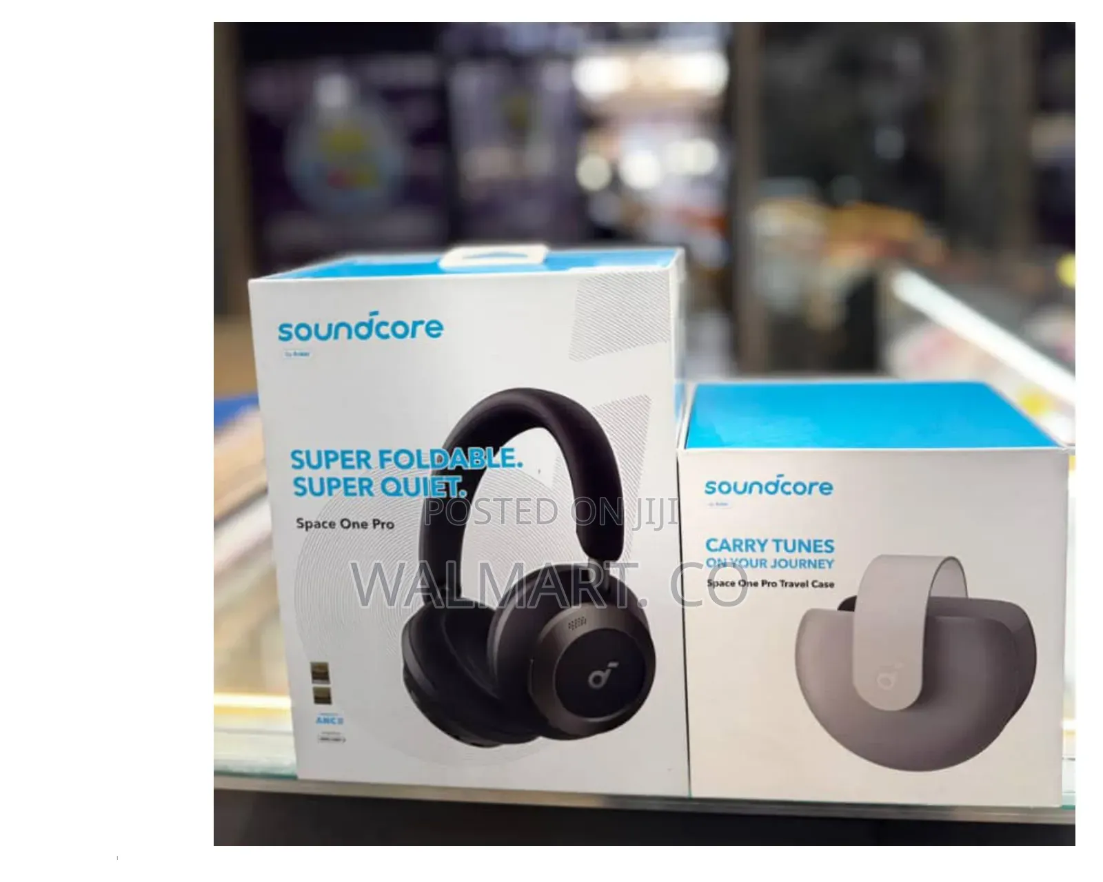 Soundcore Space One Pro + Cover
