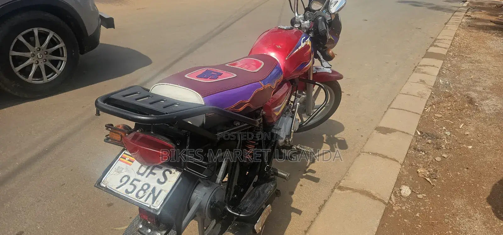 Bajaj Boxer 125 2023 Red