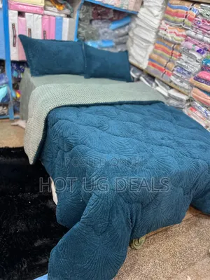5*6 Luxurious Tufted Duvet With 1 Bedsheet & 2 Pillowcases