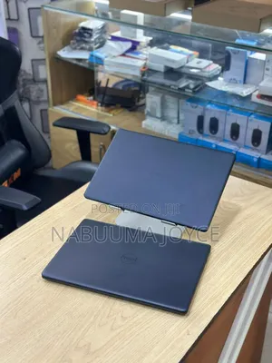 New Laptop Dell Inspiron Mini 1018 8GB Intel Core I7 SSD 256GB