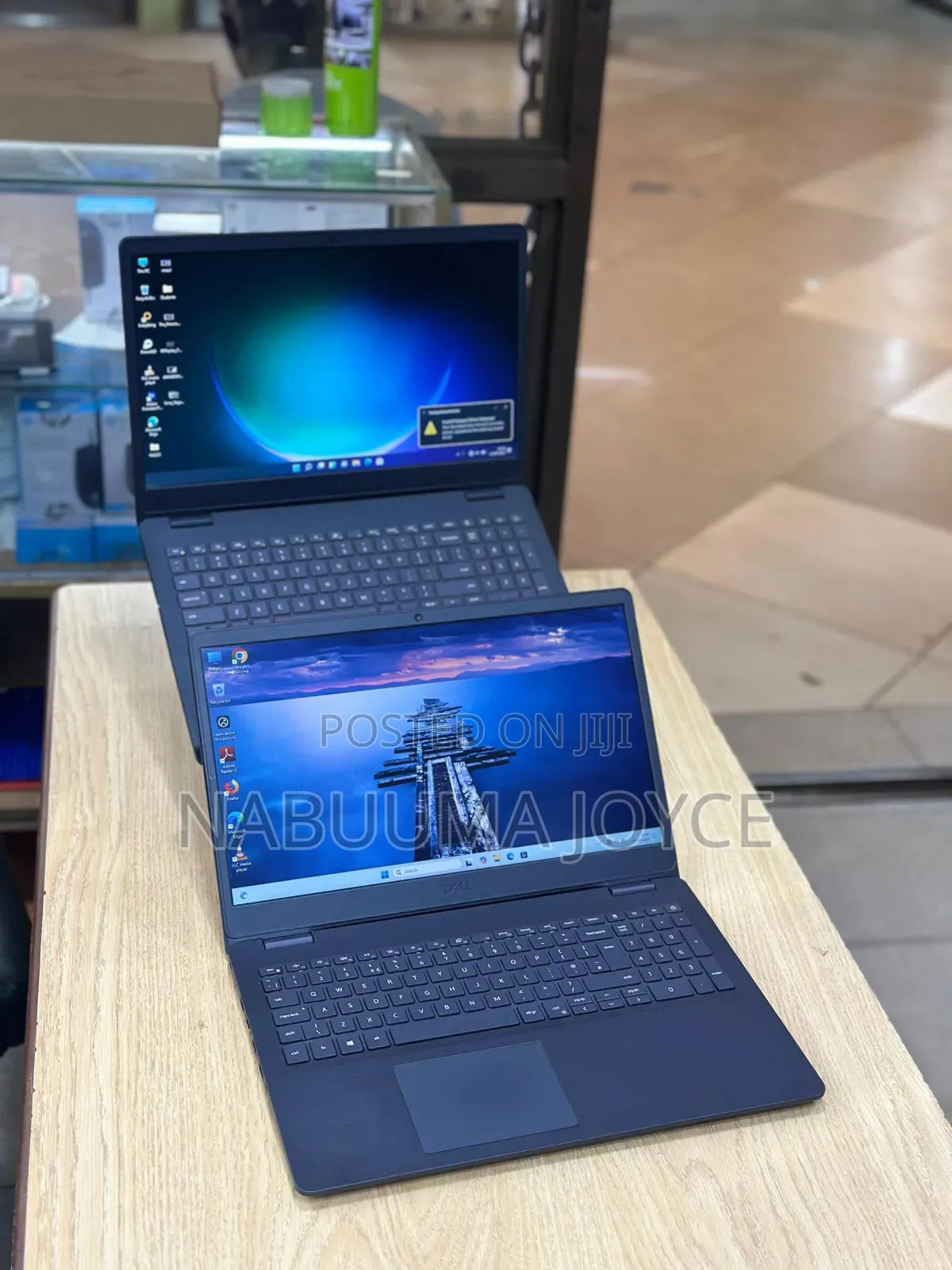 New Laptop Dell Inspiron Mini 1018 8GB Intel Core I7 SSD 256GB