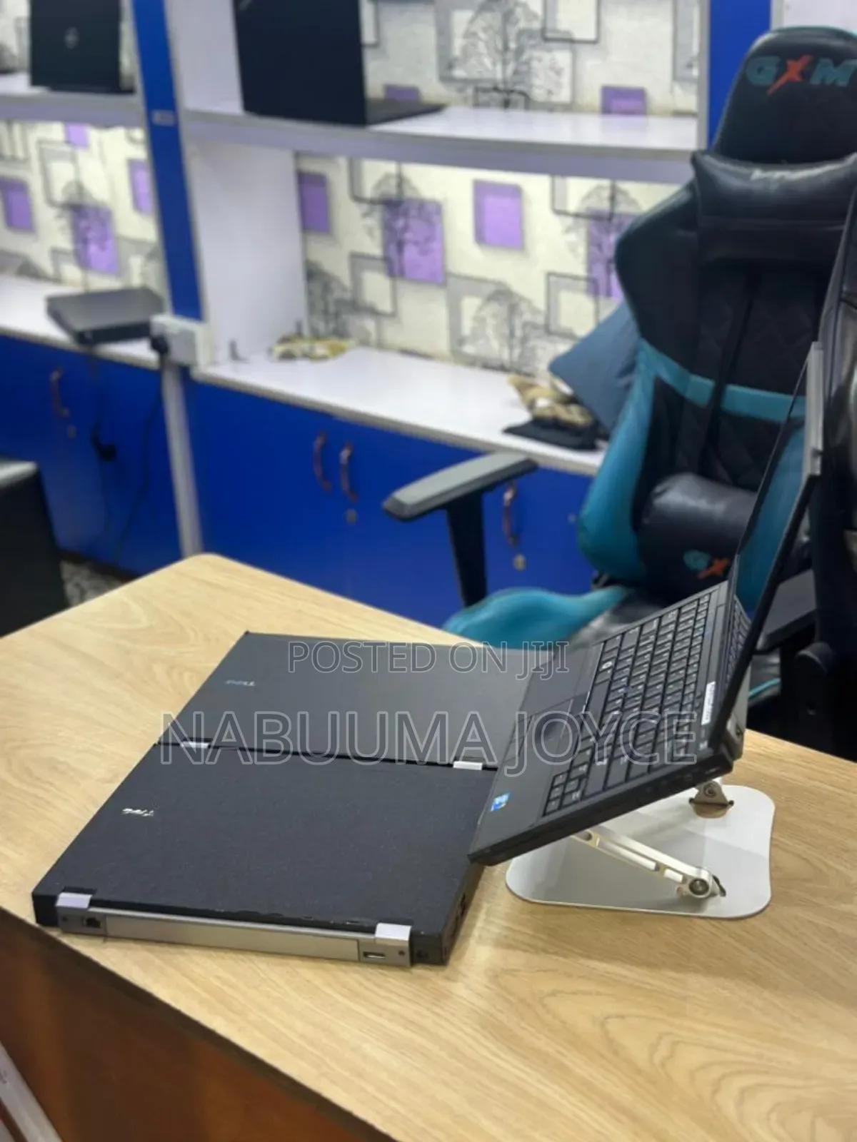 New Laptop Dell Latitude E4300 4GB Intel Core I3 HDD 250GB