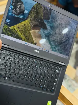 New Laptop Dell Latitude 5490 8GB Intel Core I7 SSD 256GB