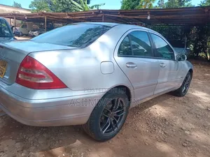 Mercedes-Benz C180 2004 Silver
