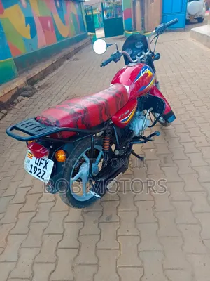 Bajaj CT 110X 2024 Red