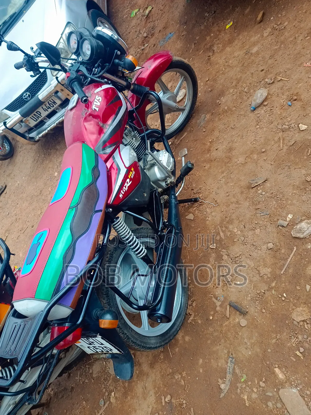 TVS HLX 125 2023 Red