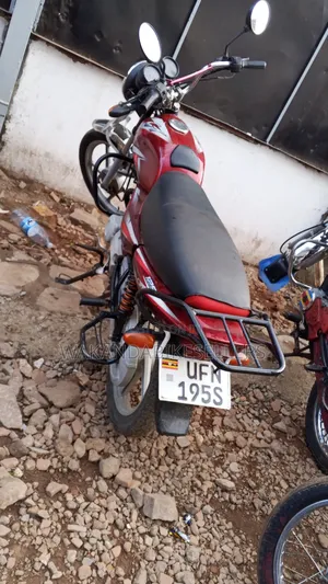 Bajaj CT 110X 2022 Red