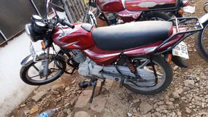 Bajaj CT 110X 2022 Red