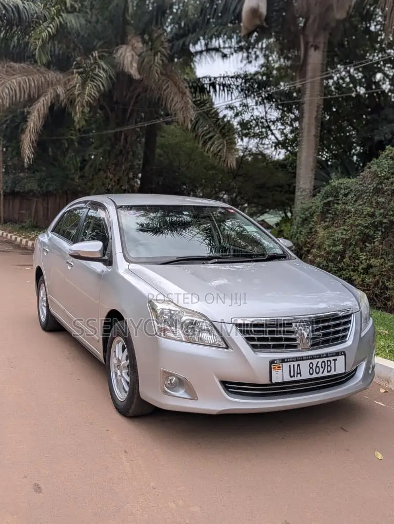 Toyota Premio 2016 Silver