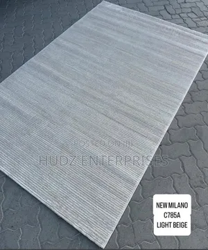 2x3 Palace Center Carpet Cream Milano