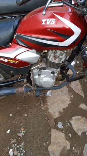 TVS HLX 125 2022 Red